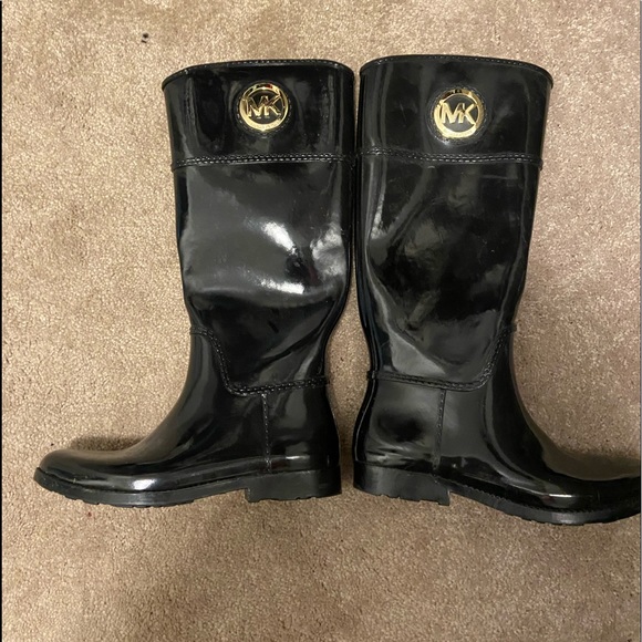 michael kors waterproof boots